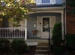 9127 Blarney Stone Dr, Springfield, VA 22152