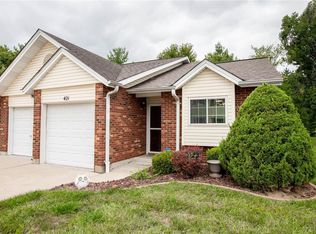 421 Cambridge Pl, Saint Peters, MO 63376