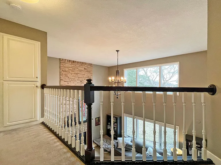 6560 Shadow Ln — Photo 22