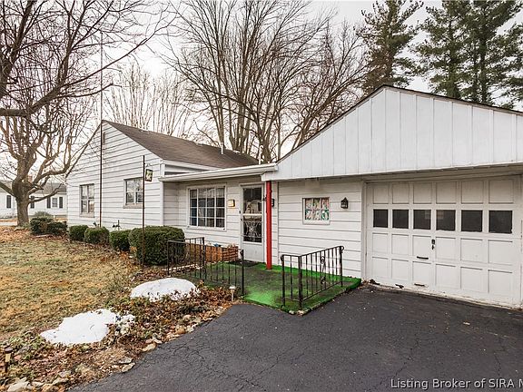 3rd image of 590 Lynhurst Drive