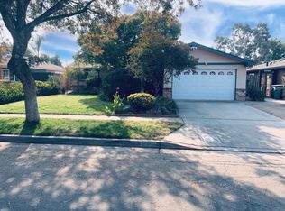 5958 E Pontiac Way, Fresno, CA 93727