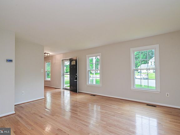 3rd image of 12916 Ashton Oaks Dr