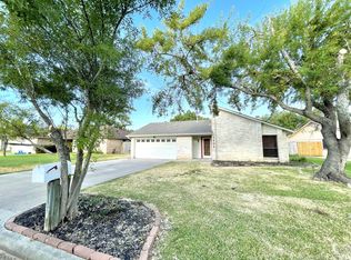 2802 Celinda Cir, College Station, TX 77845