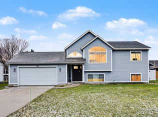 770 Brownwood Ave NW, Grand Rapids, MI 49504
