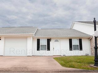 606 Callie Ct, Herrin, IL 62948