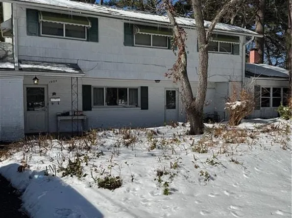 1925 Sunrise Dr, Virginia Beach, VA 23455