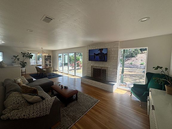 2nd image of 4424 Cynthia Pl