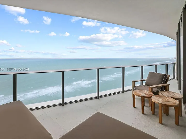 15701 Collins Ave #2103 — Photo 9