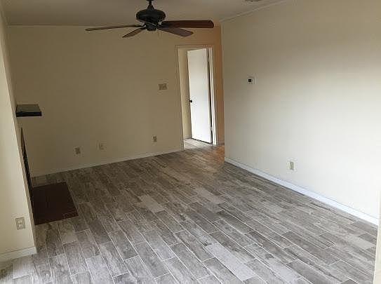 5th image of 1510 W North Loop Blvd APT 431