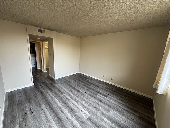 3rd image of 1900 Trousdale Dr APT 103