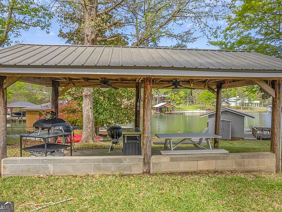 5th image of 349 Lair Rd NE