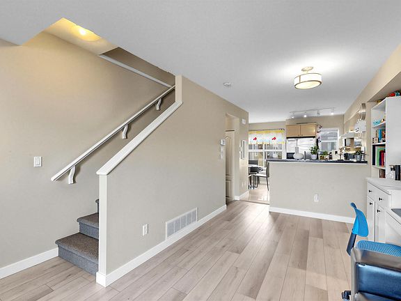5th image of 7100 Lynnwood Dr #19