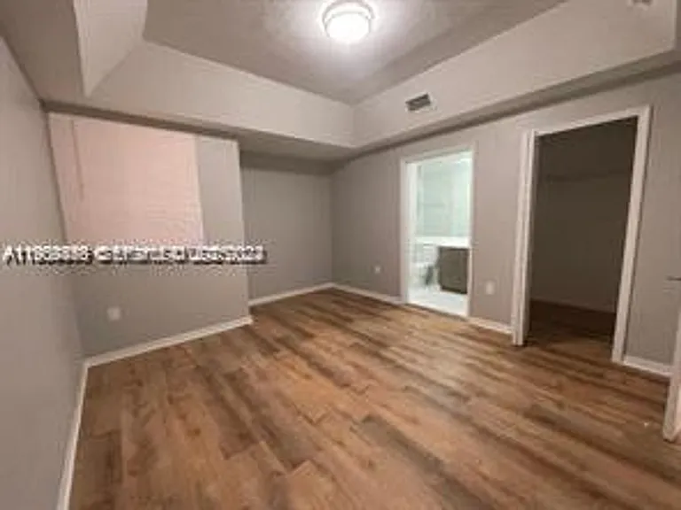 7542 NW 175th St #7542 — Photo 7