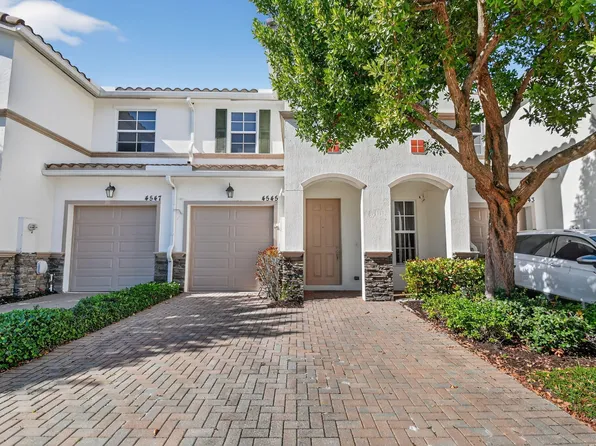 4545 Tara Cove Way, West Palm Beach, FL 33417