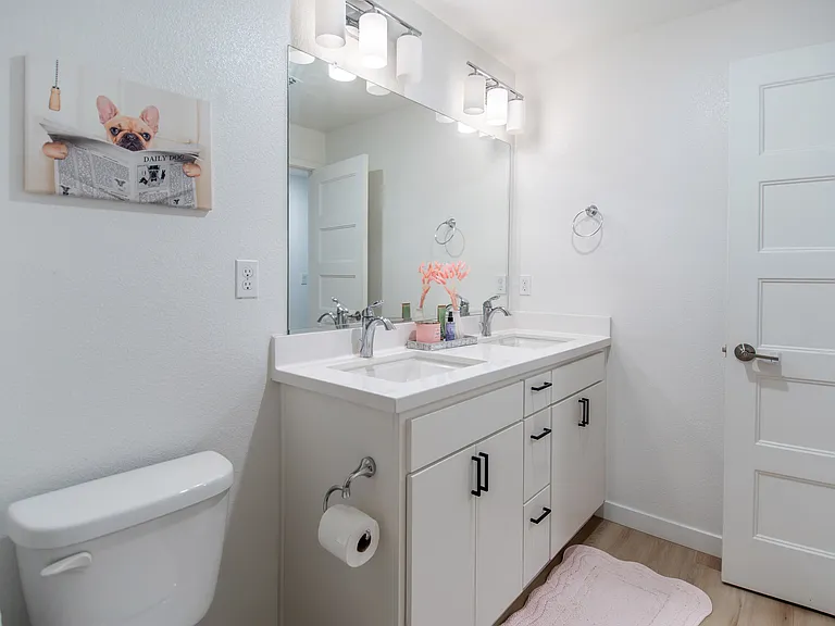 882 Slate Pl — Photo 13