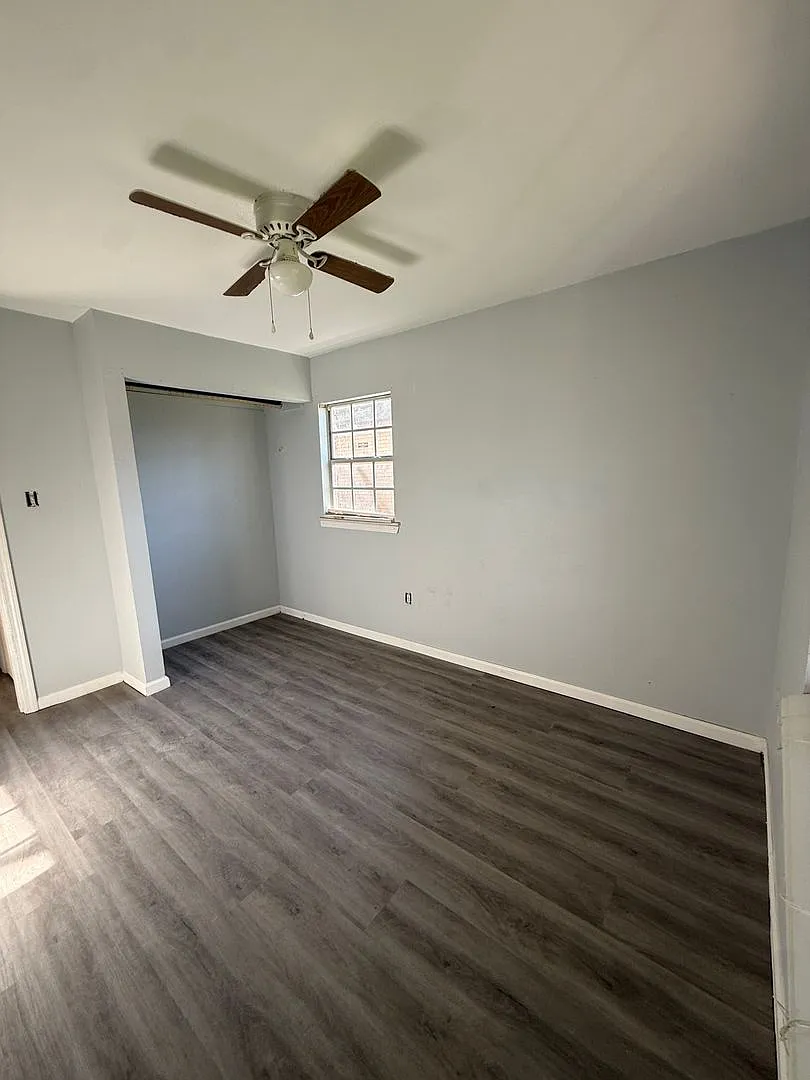 Remodeled 3 Bedroom 2 Bath Home in South Forest Heights Park — Photo 3
