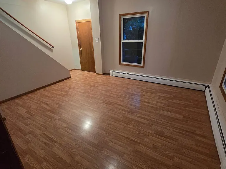 360 Main St #1 — Photo 4