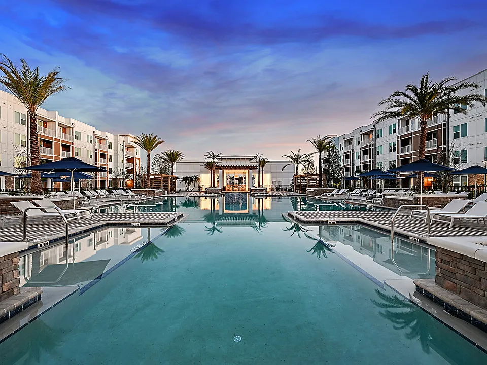 Aspire at Silverleaf apartments community photo