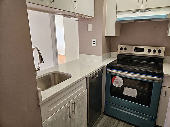 4th image of 47-35 41st St #604D