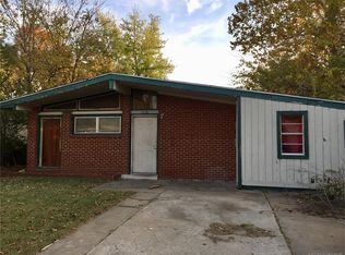1318 E 52nd St N, Tulsa, OK 74126