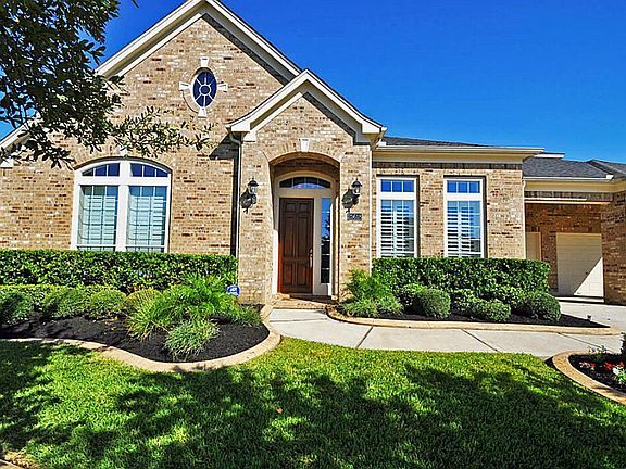 2nd image of 25618 Corey Cove Ln