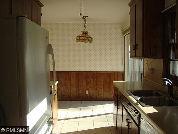 4th image of 6009 Admiral Pl