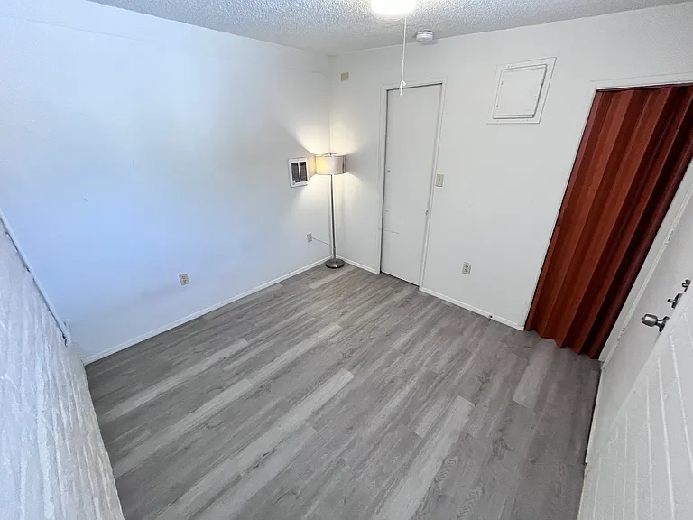 730 E Limberlost Dr #111B — Photo 6