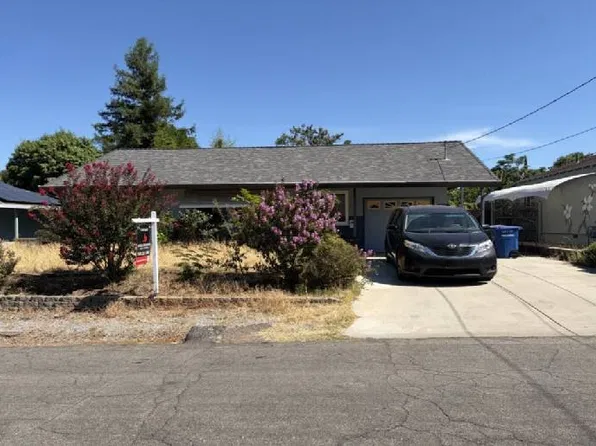 1103 2nd St, Redding, CA 96002