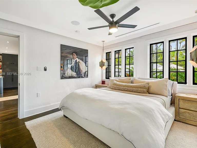 1225 Alhambra Cir — Photo 17
