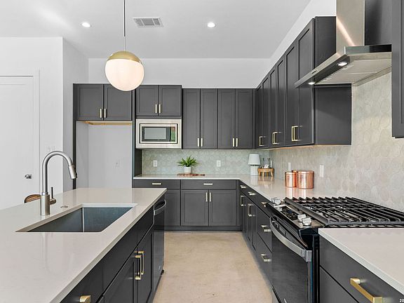 4th image of 1847 Flamingo Dr #10