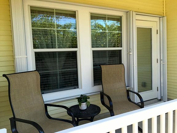 2nd image of 1117 9th St #102