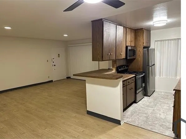 5320 Zelzah Ave, Encino, CA