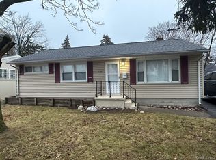 3734 Beecher Rd, Flint, MI 48503