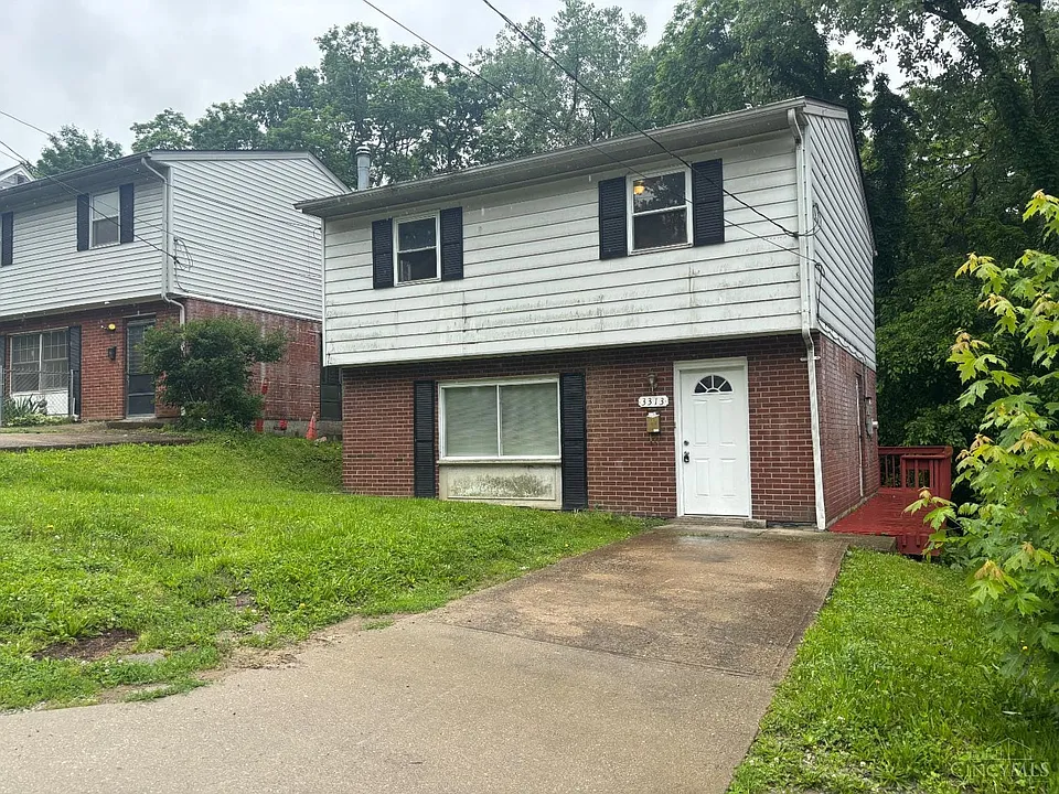 3313 Freddie Dr