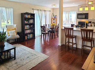 22 Coolidge Ct, Colchester, VT 05446