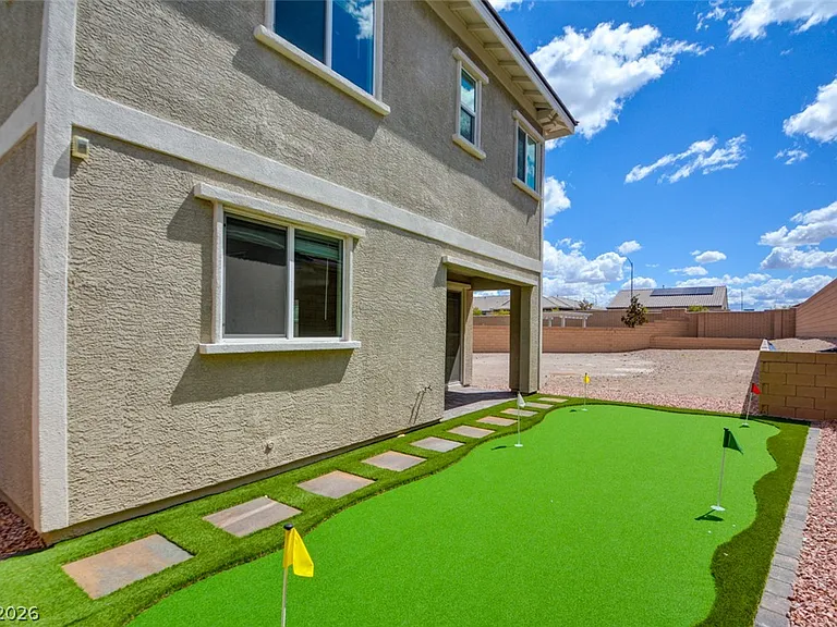 141 Neverland Ave — Photo 35