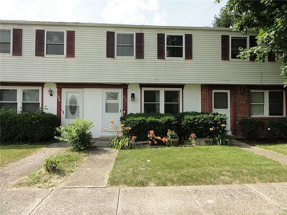 5th image of 102 Concord Farm Rd