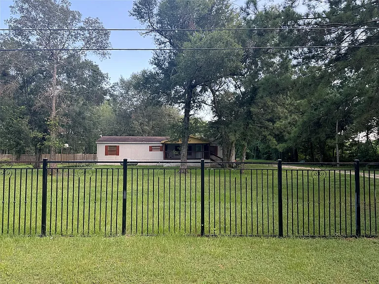 914 County Road 4882 S — Photo 17