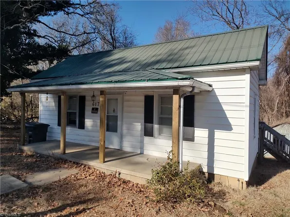 617 Church St, Eden, NC 27288
