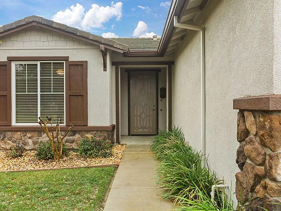4th image of 2311 Belle Glade Ln