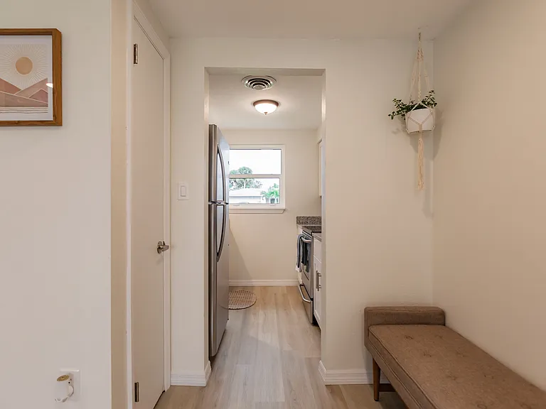 1611 Florence Ave #B — Photo 17