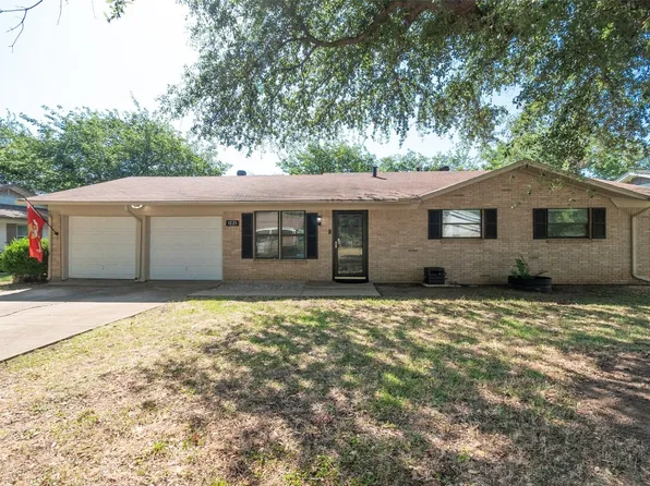 1221 Cozby St E, Benbrook, TX 76126