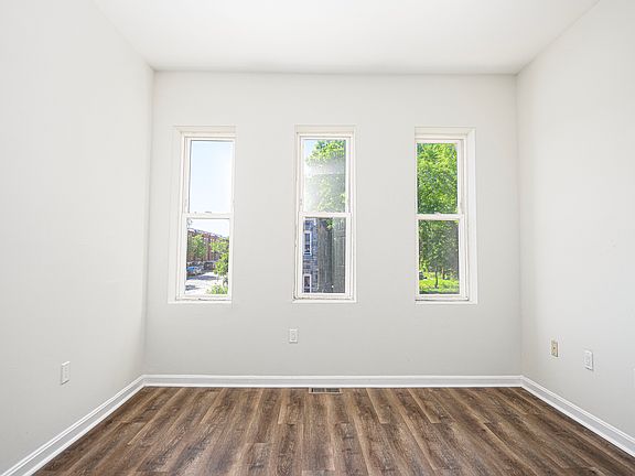 5th image of 1518 Baker St