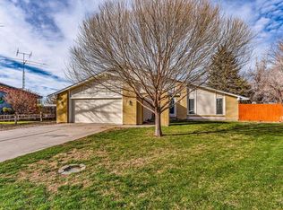 7 Kingsbridge Pl, Pueblo, CO 81001