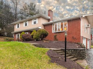 5 Partners Trce, Poughkeepsie, NY 12603