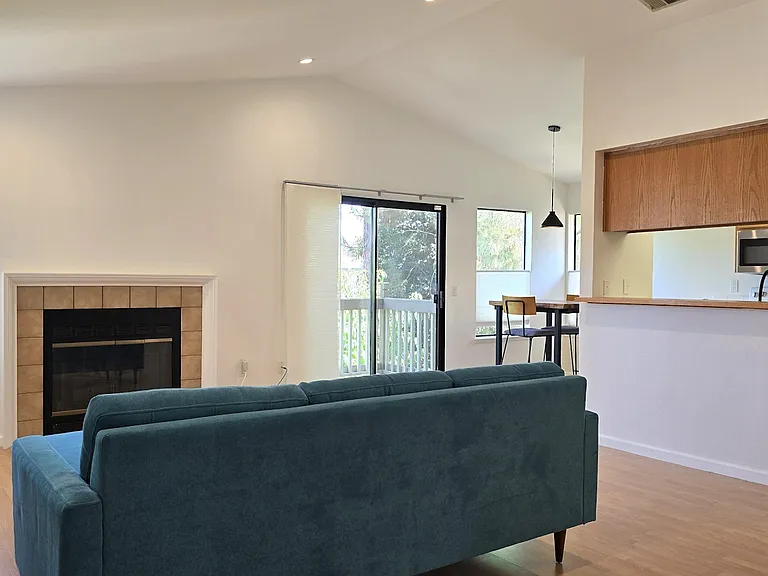 38715 Huntington Cir — Photo 9