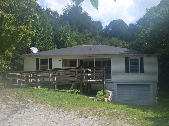 2nd image of 102 Woodlawn Ave