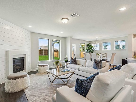 The Glenshire - Family Room