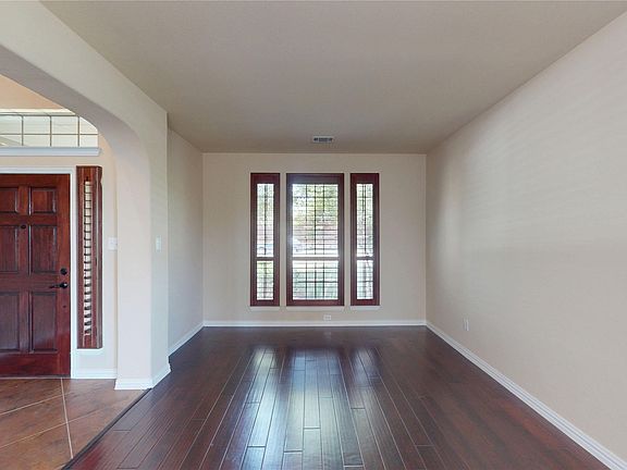 3rd image of 4204 Bent Creek Rd