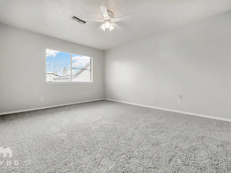 Del Estrado Townhomes — Photo 31